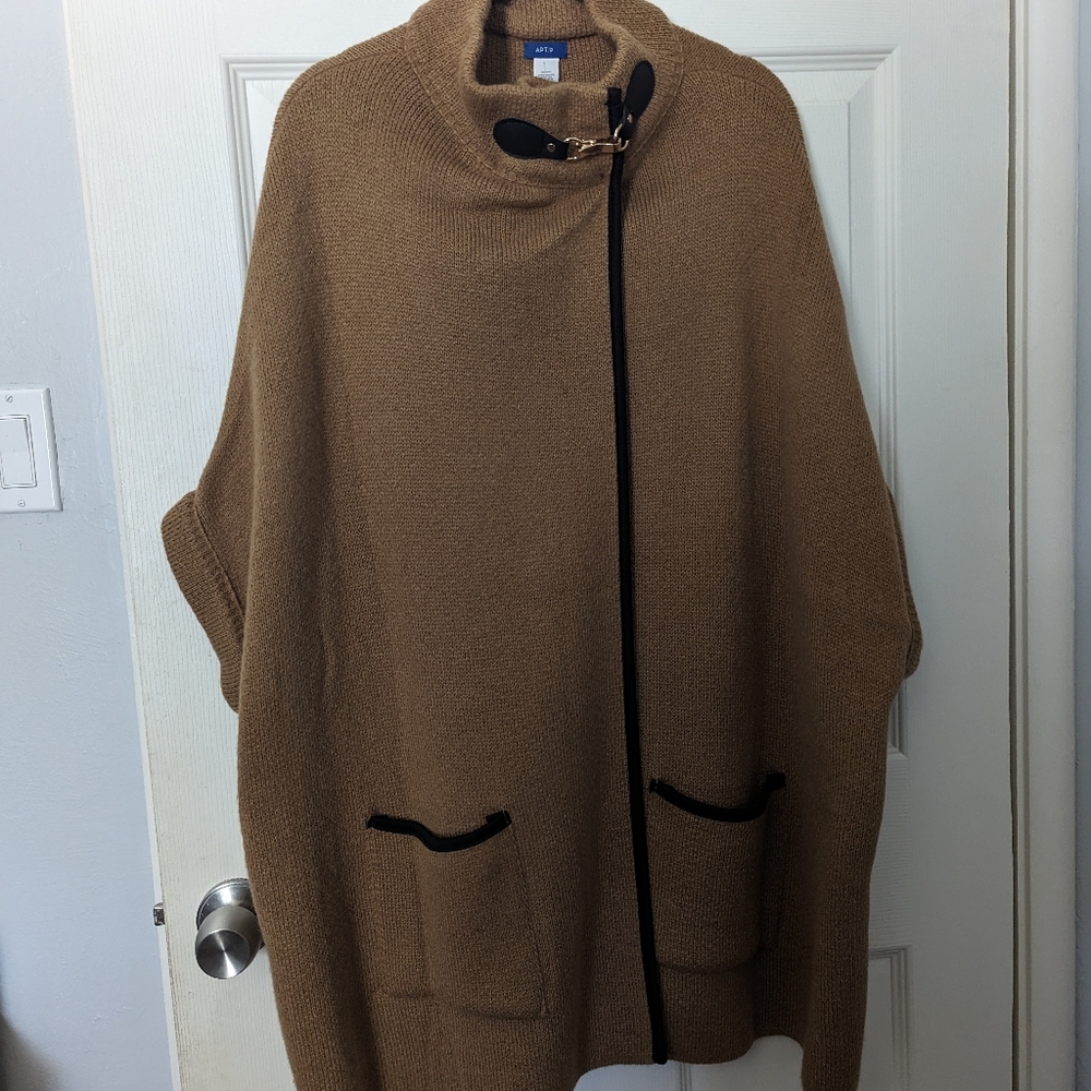 Tan/Brown Cape with dark trim